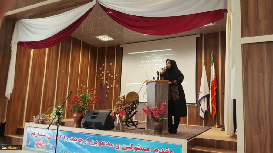 در پردیس بنت الهدی صدر سنندج برگزار گردید:

کارگاه شاهنامه خوانی 2