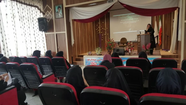 کارگاه شاهنامه خوانی در پردیس بنت الهدی صدر سنندج برگزار گردید