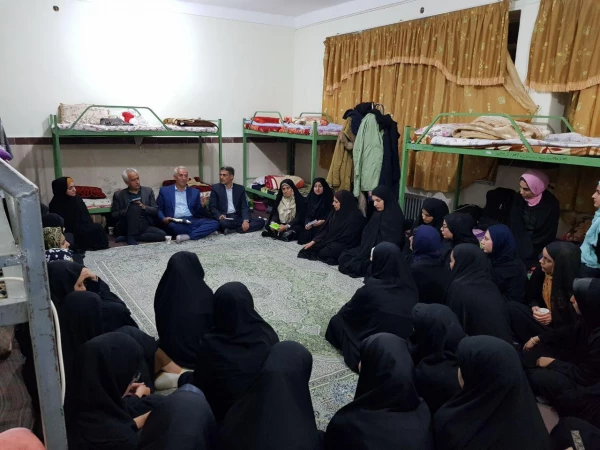 بازدید دکتر معروفی از سراهای دانشجویی پردیس بنت الهدی صدر سنندج 5