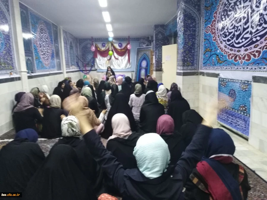 در پردیس بنت الهدی صدر سنندج برگزار شد:

جشن بزرگ نیمه شعبان 5