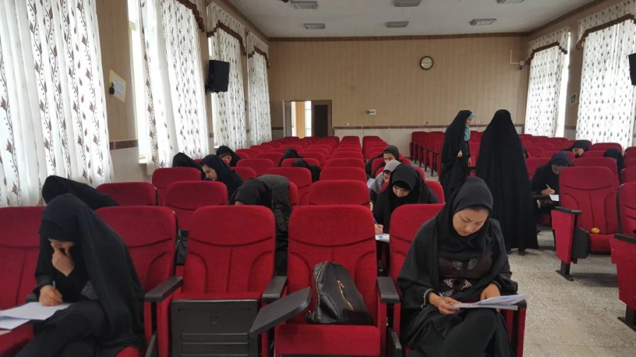 در پردیس بنت الهدی صدر سنندج برگزار شد:

بیست وهشتمین جشنواره فرهنگی دانشگاهی 2