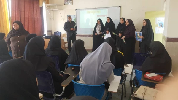 تجلیل از مقام شامخ معلم با حضور در کلاسهای درس  3