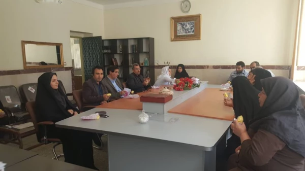 برگزاری مراسم گرامی داشت مقام معلم در پردیس 2