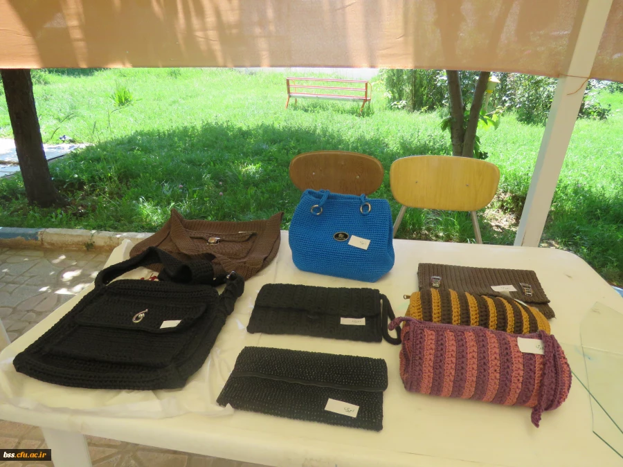 به مناسبت گرامی داشت هفته خوابگاهها :
نمایشگاه و بازارچه دانشجویی 7