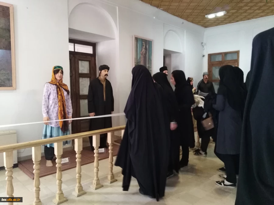 به مناسبت هفته سرای دانشجویی برگزار شد.

بازدید از خانه کرد 5