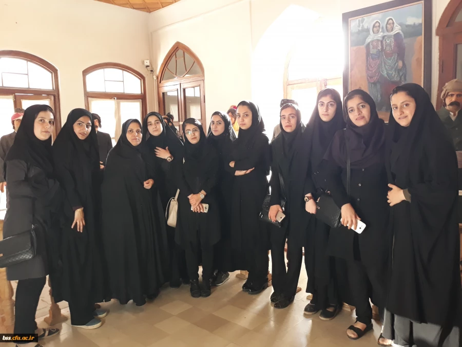 بازدید از خانه کرد