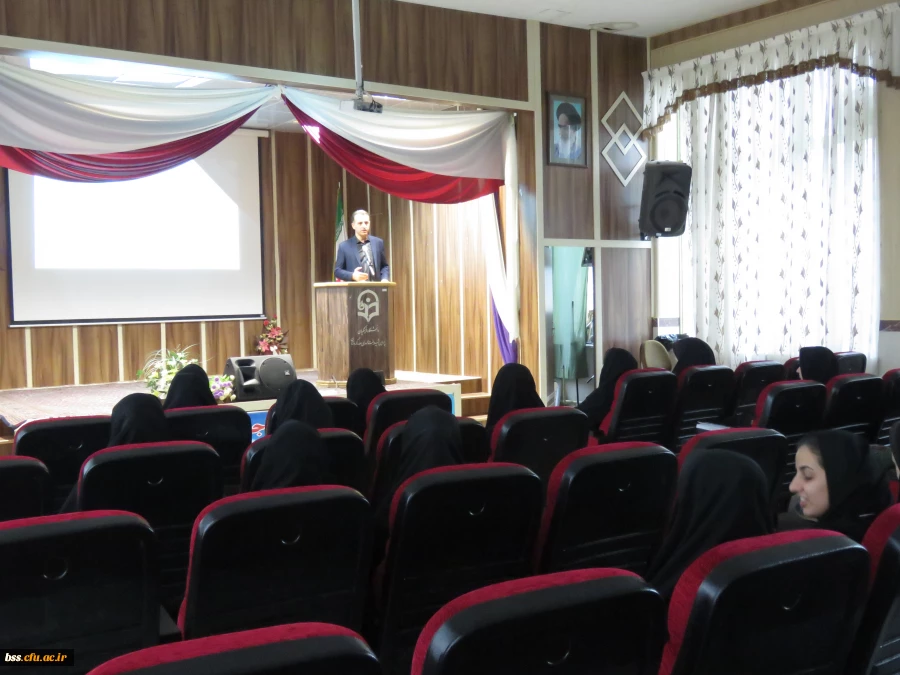 به مناسبت هفته سرای دانشجویی برگزار شد
همایش یکروزه مهارت زندگی و استفاده آگاهانه از فضای مجازی 2