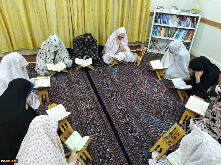 در ماه مبارک رمضان برگزار شد:

برگزاری محفل انس با قرآن کریم در سرای دانشجویی 5
