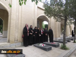 به مناسبت برگداشت سوم خرداد برگزار شد:
غبارروبی مزار شهدا 3