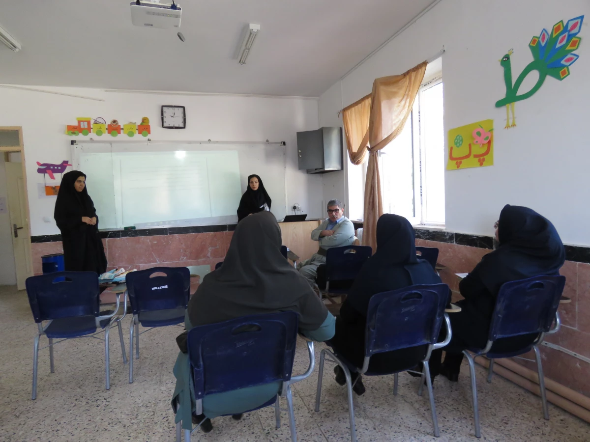 جلسه دفاع کارورزی دانشجو معلمان برگزار شد 9