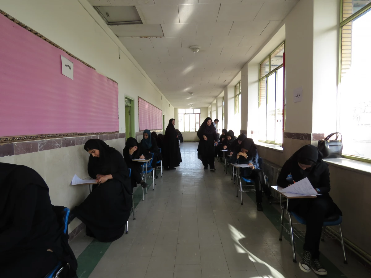 باتزدید مسئولین مدیریت استانی دانشگاه فرهنگیان کردستان؛
از روند برگزاری امتحانات پایان ترم پردیس  بنت الهدی صدر 2