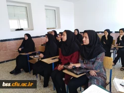 در پردیس بنت الهدی صدر سنندج برگزارشد.

جلسه دفاعیه پروژه دانشجویی 5