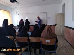 در پردیس بنت الهدی صدر سنندج برگزارشد.

جلسه دفاعیه پروژه دانشجویی 8