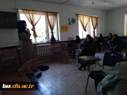 در پردیس بنت الهدی صدر سنندج برگزارشد.

جلسه دفاعیه پروژه دانشجویی 10