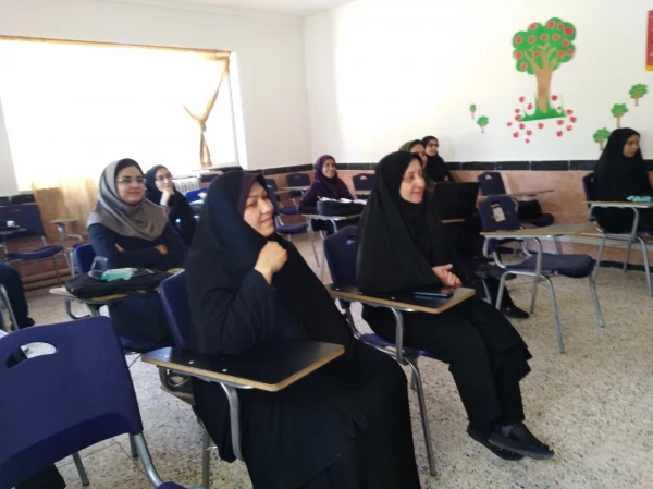 برگزاری جلسه دفاعیه پروژه دانشجویان ورودی 93