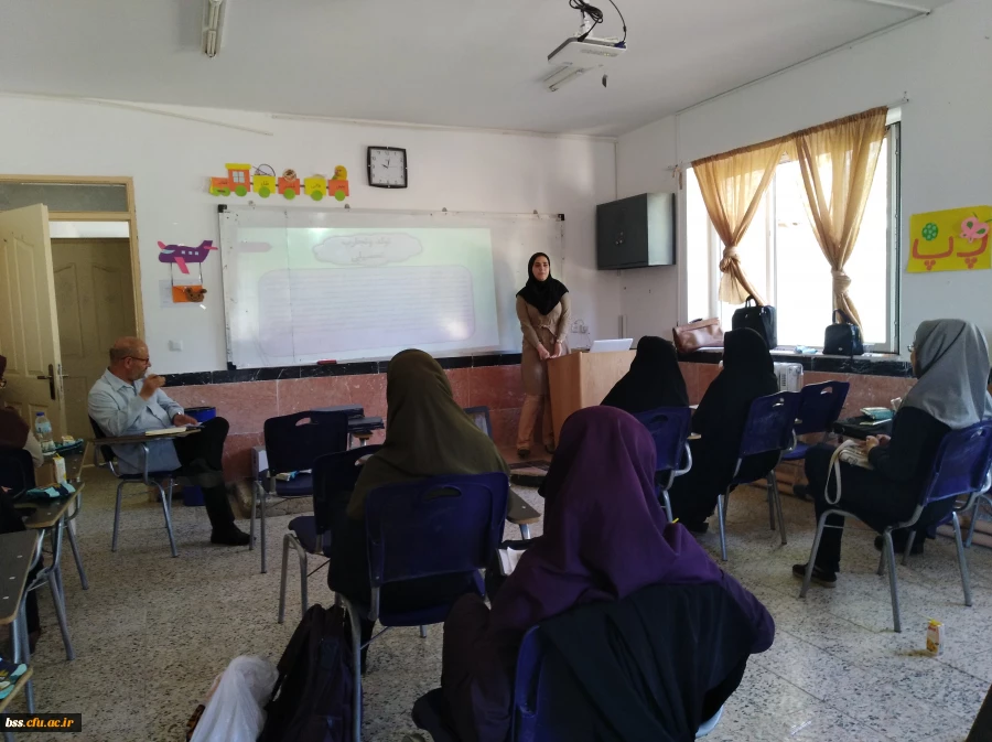 در پردیس بنت الهدی صدر سنندج برگزارشد.

جلسه دفاعیه پروژه دانشجویی 2