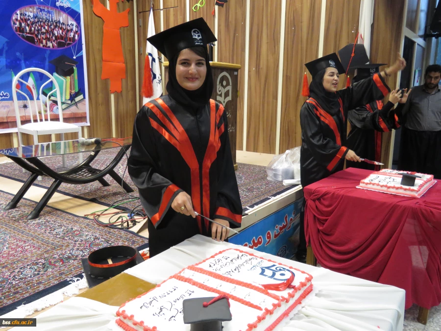 در پردیس بنت الهدی صدر برگزار شد:
سومین جشن دانش آموختگی  برای وردی های 93 13