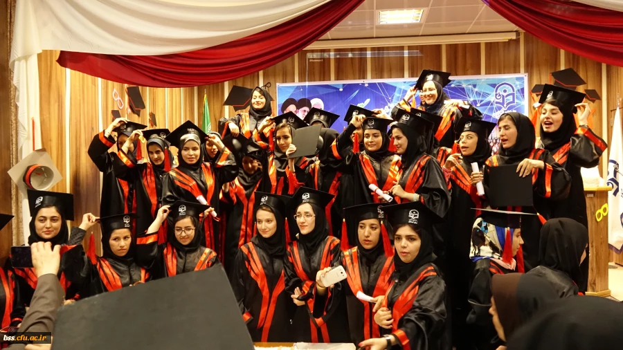 در پردیس بنت الهدی صدر برگزار شد:
سومین جشن دانش آموختگی  برای وردی های 93 17