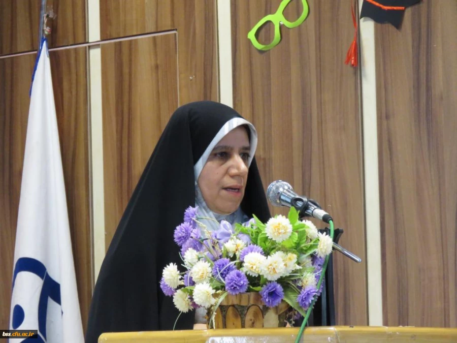 در پردیس بنت الهدی صدر برگزار شد:
سومین جشن دانش آموختگی  برای ورودی های 93 11