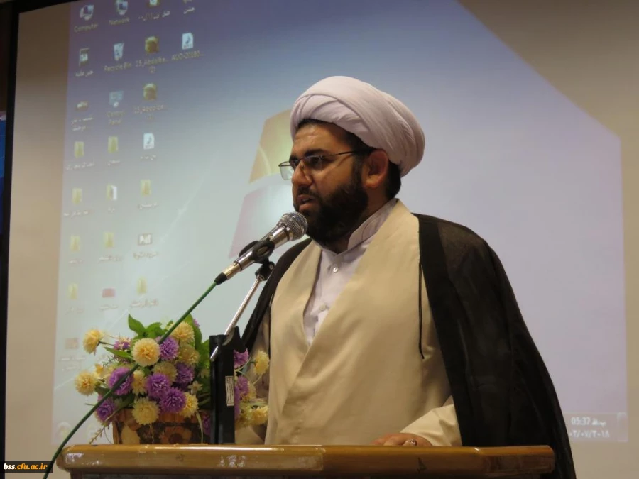 در پردیس بنت الهدی صدر برگزار شد:
سومین جشن دانش آموختگی  برای ورودی های 93 21