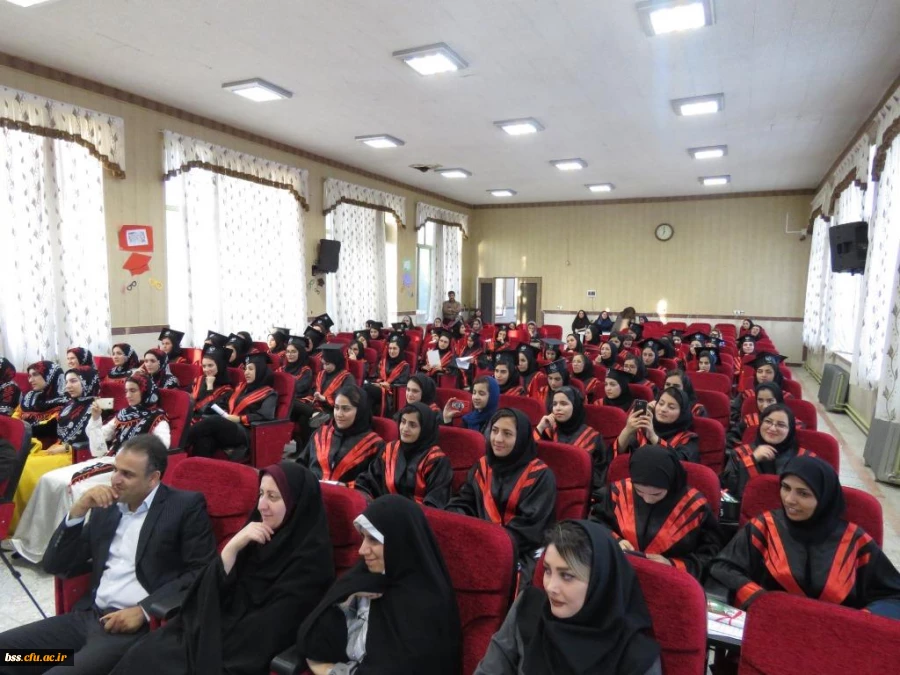 در پردیس بنت الهدی صدر برگزار شد:
سومین جشن دانش آموختگی  برای ورودی های 93 19