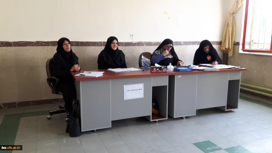 بازدید دکتر معروفی از روند مصاحبه داوطلبان پذیرفته شده چند برابر ظرفیت دانشگاه فرهنگیان  در پردیس بنت الهدی صدر 4