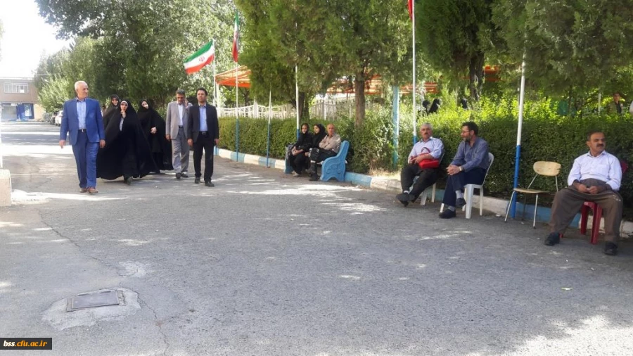 بازدید دکتر معروفی از روند مصاحبه داوطلبان پذیرفته شده چند برابر ظرفیت دانشگاه فرهنگیان  در پردیس بنت الهدی صدر 8