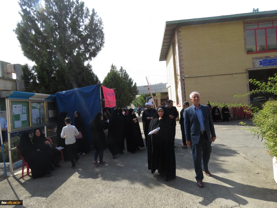 بازدی دکتر معروفی از روند ثبت نام حضوری پذیدرفته شدگان آزمون سراسری سال 1397 در دانشکاه فرهنگیان کردستان پردیس بنت الهدی صدر 3