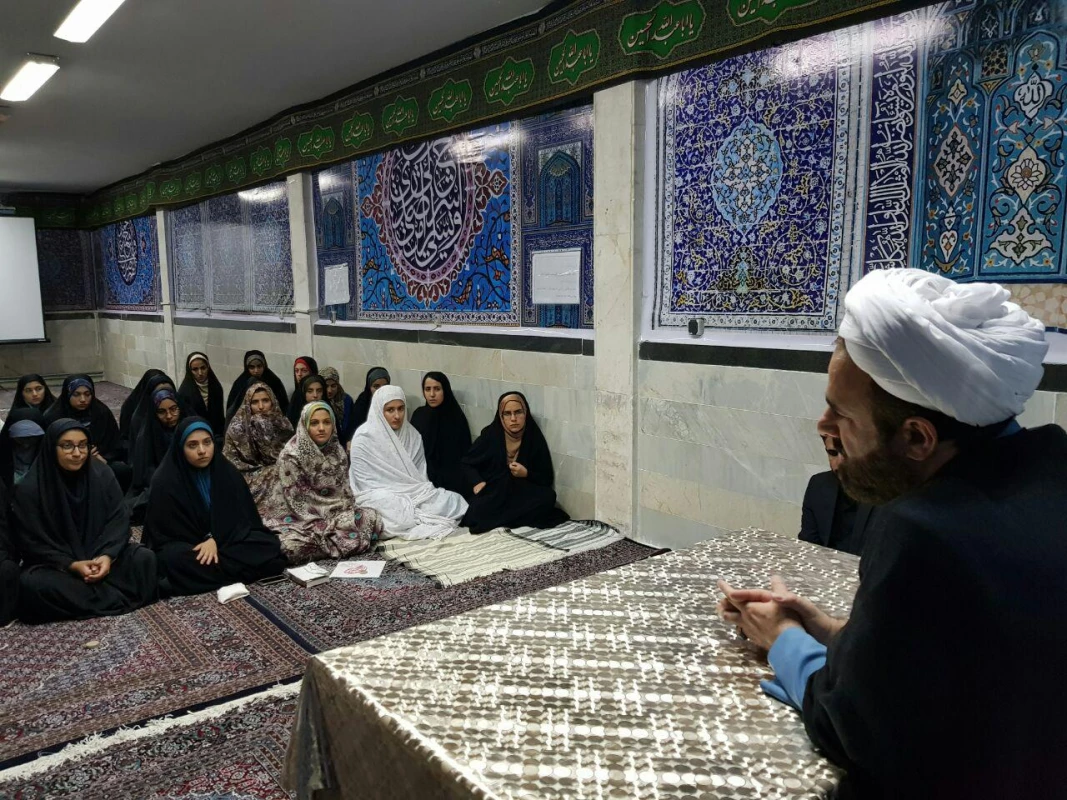 بسیج دانشجویی برگزار کرد:
 نشست پرسش و پاسخ  3