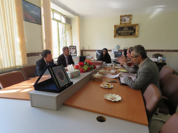 تشکیل کمیته علمی و مستند سازی ستاد  برگزاری مراسم نکوداشت سالهای تلاش و پویایی در تربیت معلم (یکصدمین سال تاسیس مراکز  تربیت معلم) 2