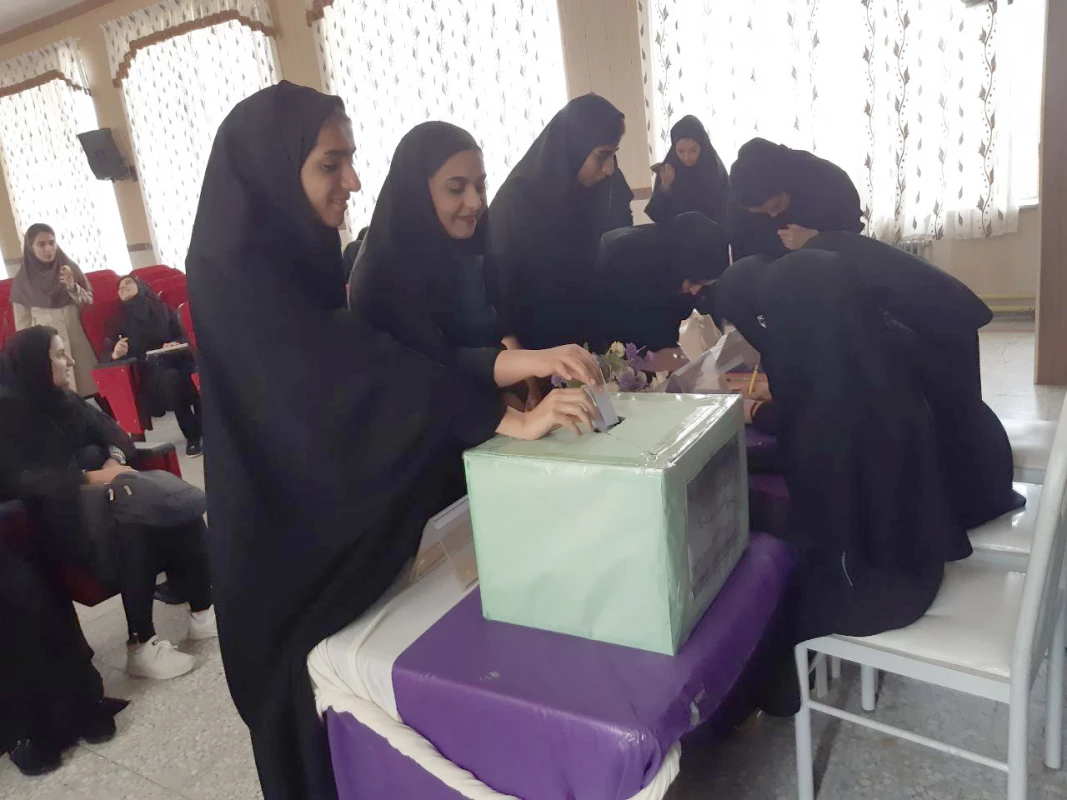 انتخابات کانون همیاران سلامت روان برگزار شد 7