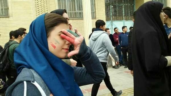 اعلام نتایج مسابقه روزنامه دیواری و عکاسی 3