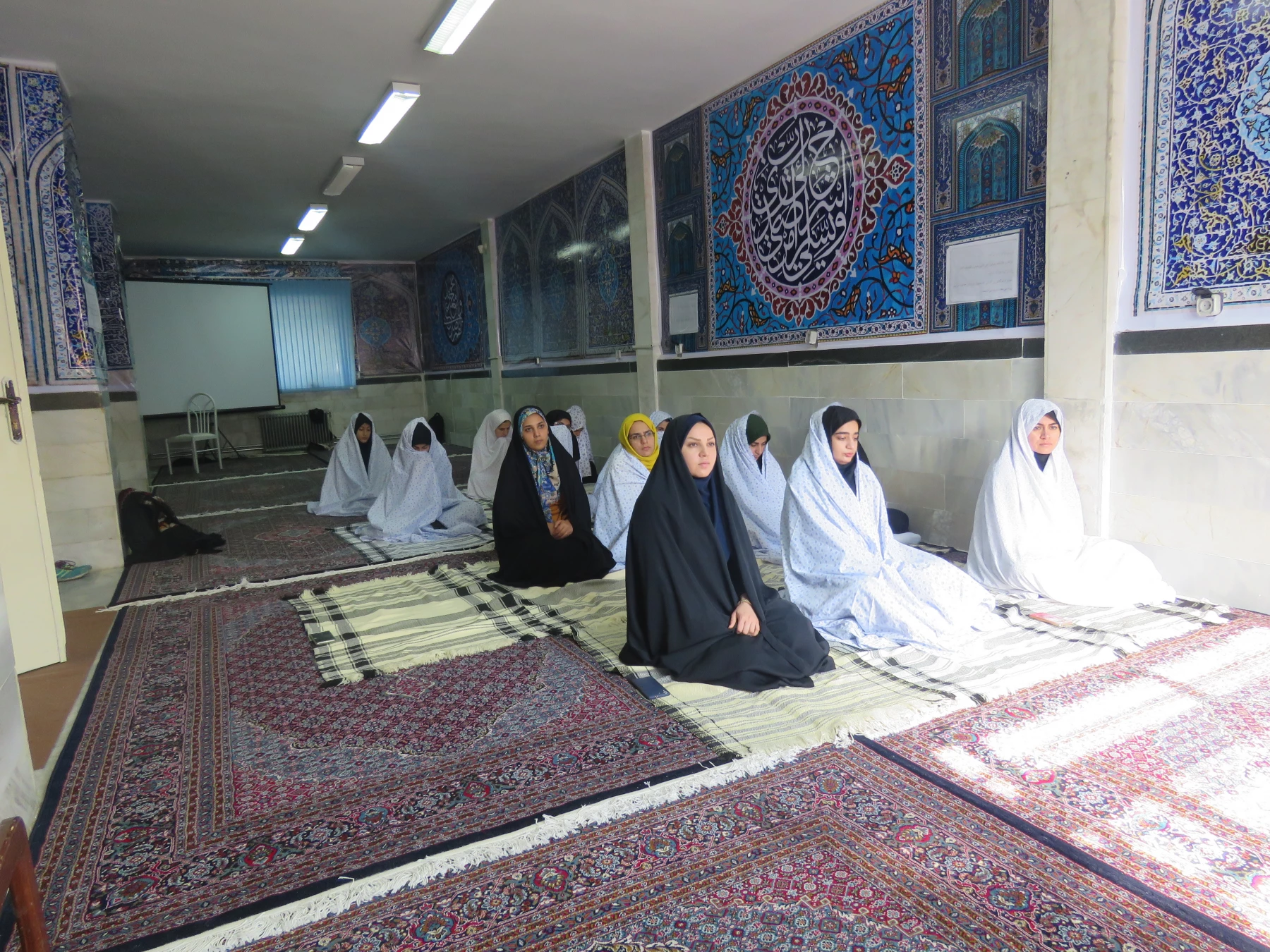 سخنرانی ماموستا عنایتی راجع به فضیلت قرآن و شإن حافظ و قاری قرآن 4