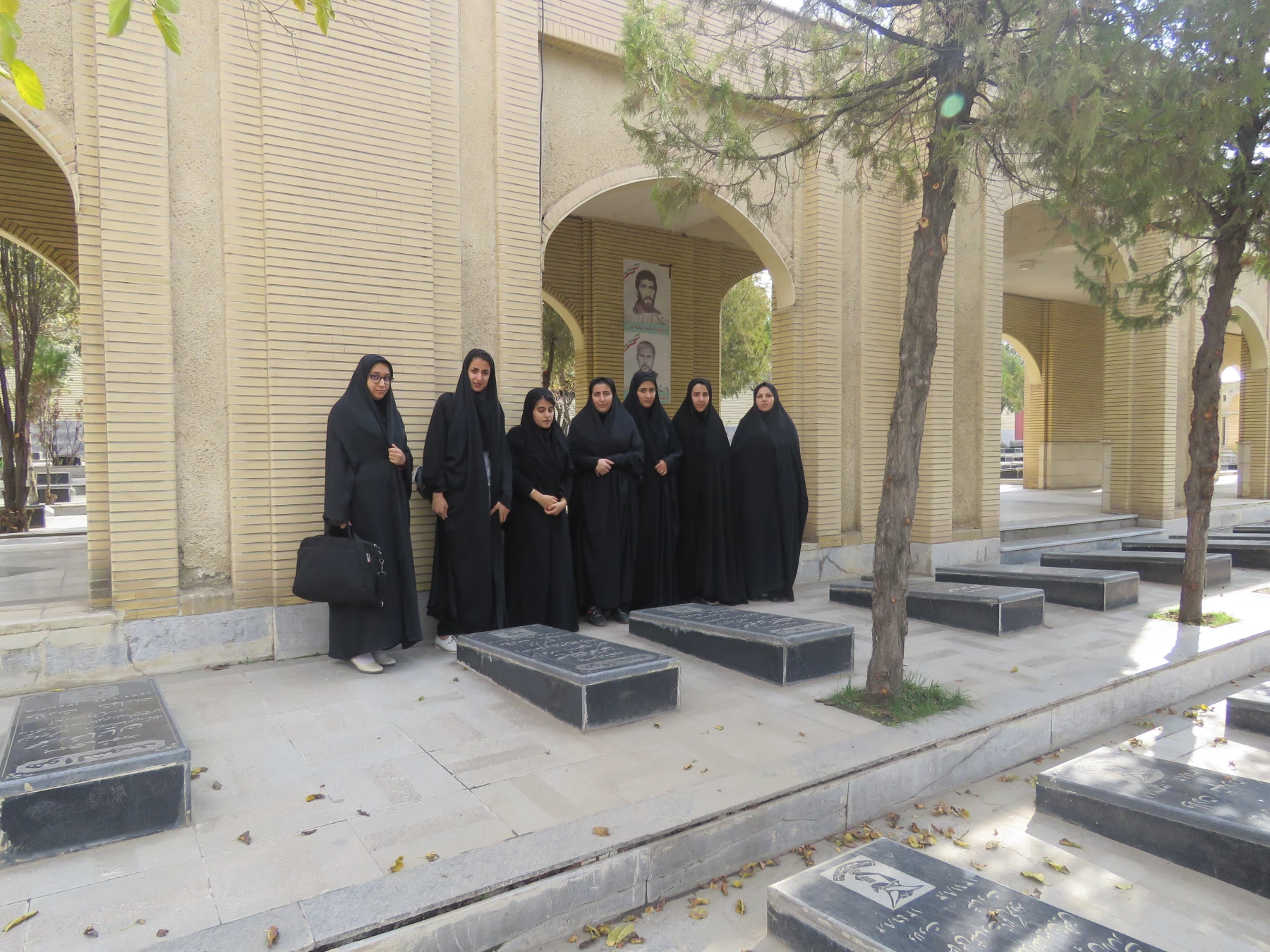 مراسم غبار روبی  مزار شهدا  2