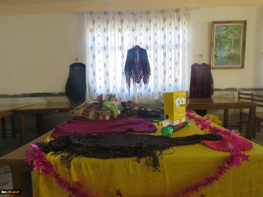 برپایی نمایشگاه آثار ادبی ،هنری، و فعالیت های پژوهشیبه مناسبت هفته پژوهش 3