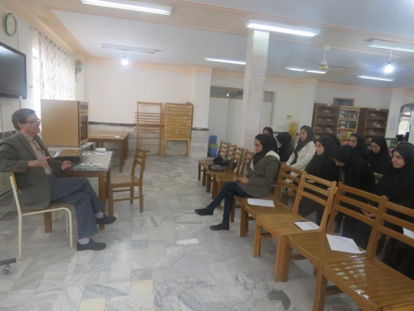 به مناسبت بزرگداشت هفته پژوهش برگزار شد
سخنرانی تهدیدات فضای مجازی در کمین دانشجویان دانشگاه فرهنگیان 2