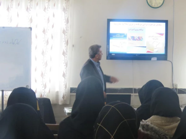 به مناسبت گرامی داشت هفته پژوهش برگزار شد
کارگاه تدوین برنامه عملیاتی سالانه 2