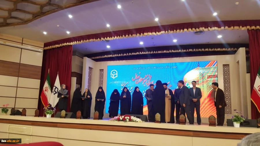 حضور دانشجویان پردیس بنت الهدی صدر در چهارمین گردهمایی رویش در مشهد مقدس و کسب مقام در بخش نشریات و غرفه آرایی به روایت تصویر 17