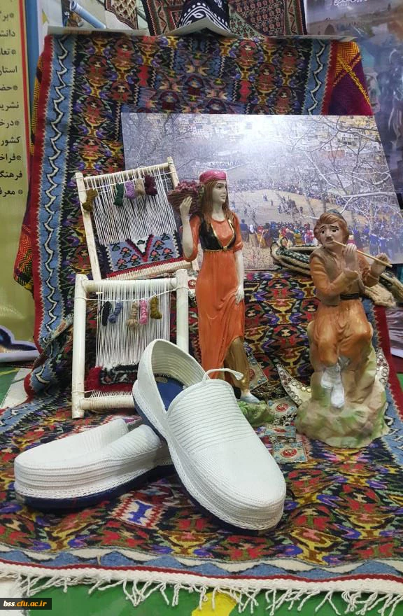 حضور دانشجویان پردیس بنت الهدی صدر در چهارمین گردهمایی رویش در مشهد مقدس و کسب مقام در بخش نشریات و غرفه آرایی به روایت تصویر 8