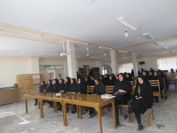 حضور دانشجومعلمان ، معاون آموزشی و کارشناسان پردیس بنت الهدی صدر کردستان  در پژاهنگ25 4