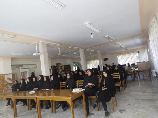 حضور دانشجومعلمان ، معاون آموزشی و کارشناسان پردیس بنت الهدی صدر کردستان  در پژاهنگ25 5