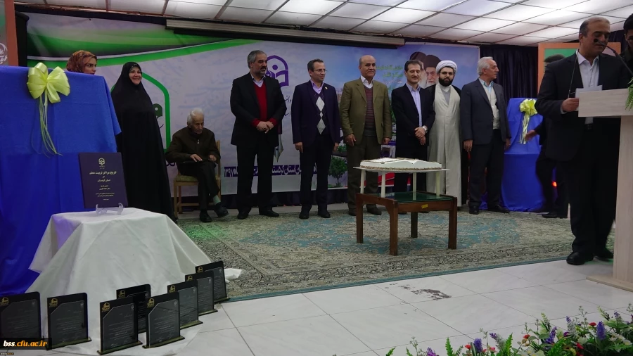 استاندار کردستان در مراسم نکوداشت تربیت معلم بیان داشت؛
داشته های جامعه ما نتیجه زحمات معلمان است 3