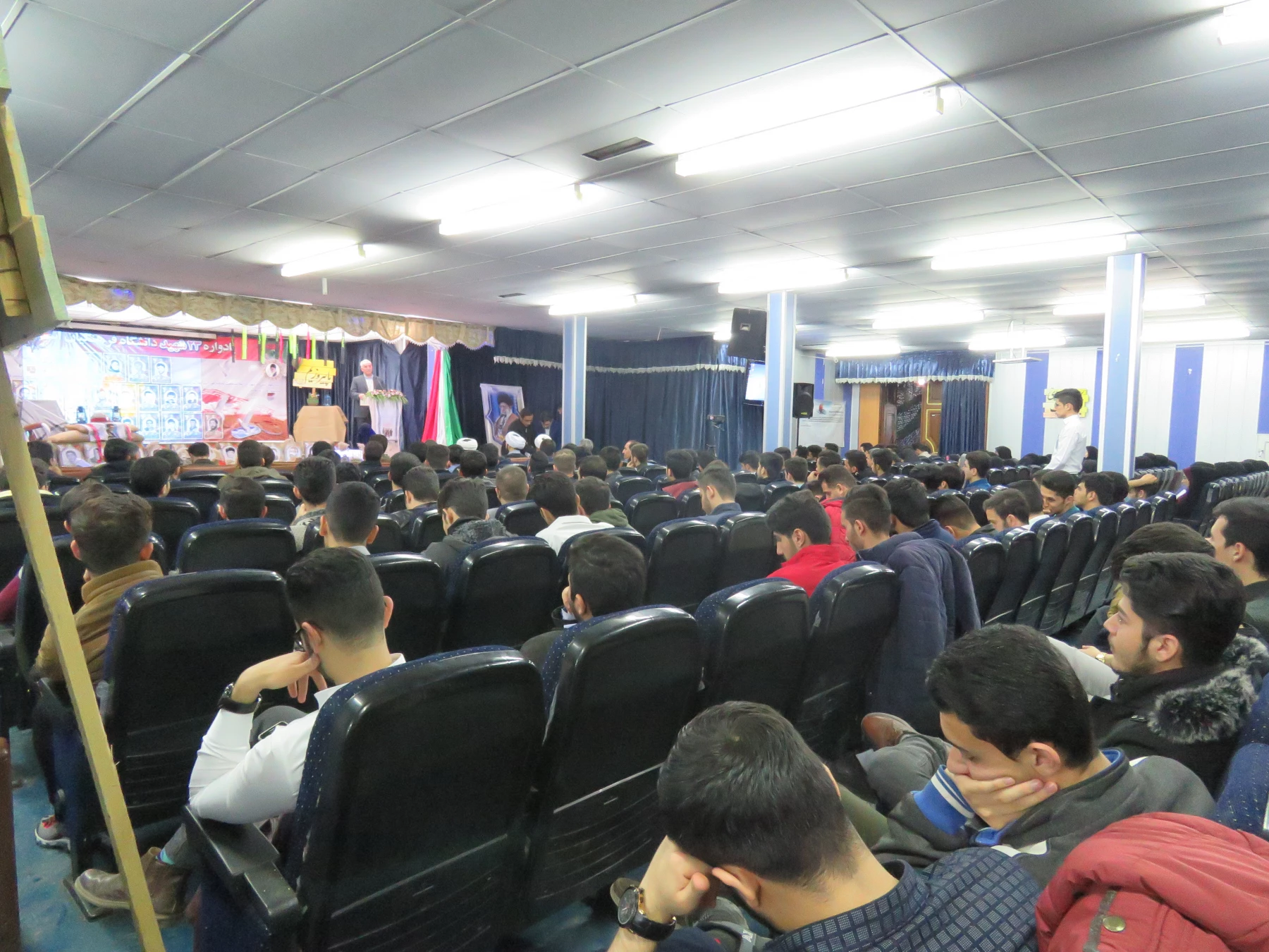 بسیج دانشجویی فزهنگیان پردیس شهید مدرس و بنت الهدی صدر برگزار کرد:
یادواره ی 23شهید فرهنگی استان و شهید فرهنگی طاهر لطفی 5