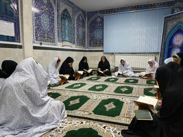 به همت کانون قرآن و عترت برگزارشد 
برگزاری دومین جلسه از اولین دوره ی کلاسهای حفظ قرآن  4