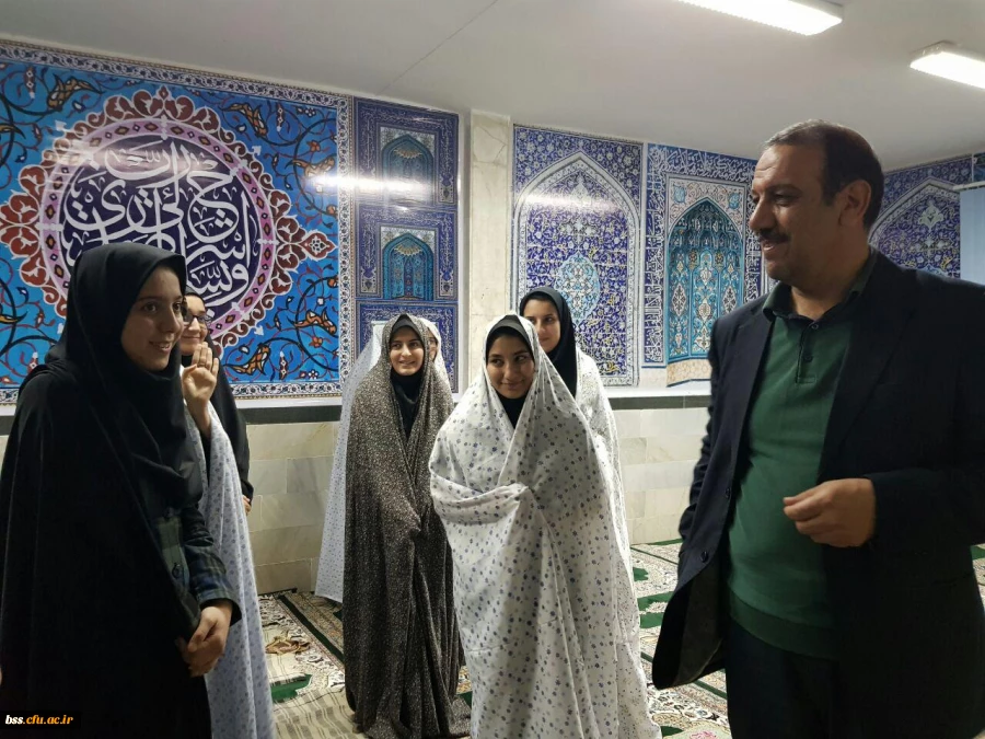 حضور  دکتر علی محمدی سرپرست معاونت فرهنگی و اجتماعی دانشگاه فرهنگیان درجمع دانشجویان  و برگزاری نماز جماعت