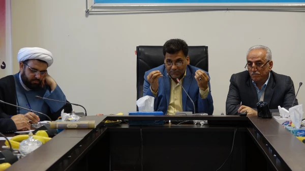 در سالن جلسات مدیریت استانی ؛
با حضور دکتر محمدی جلسه شورای فرهنگی دانشگاه فرهنگیان کردستان برگزار شد 5