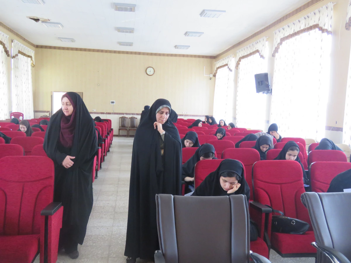 در پردیس بنت الهدی صدر کردستان برگزار شد
مرحله استانی بیست و نهمین جشنواره فرهنگی هنری در بخش خواهران 2