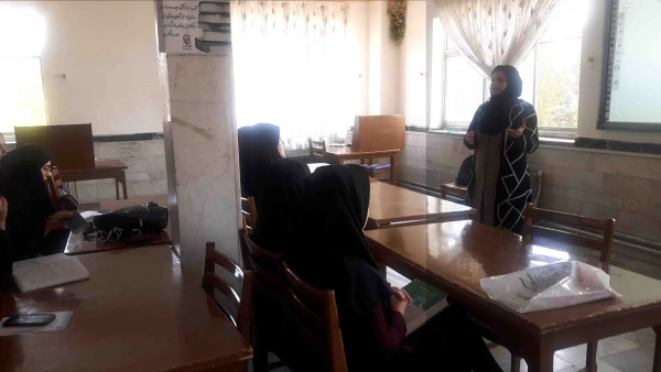 به مناسبت گرامی داشت دهه سرامدی آموزش برگزار شد:

کارگاه مقاله نویسی مختص رشته ادبیات 5