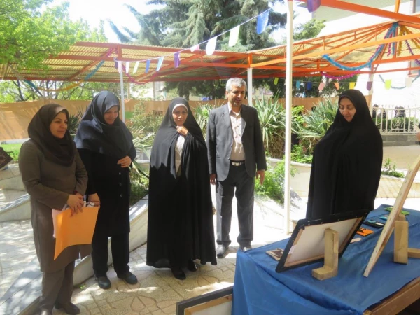 به مناسبت گرامی داشت هفته سراهای دانشجویی  برپا شد:
 بازاچه دانشجویی و نمایشگاه صنایع دستی 2