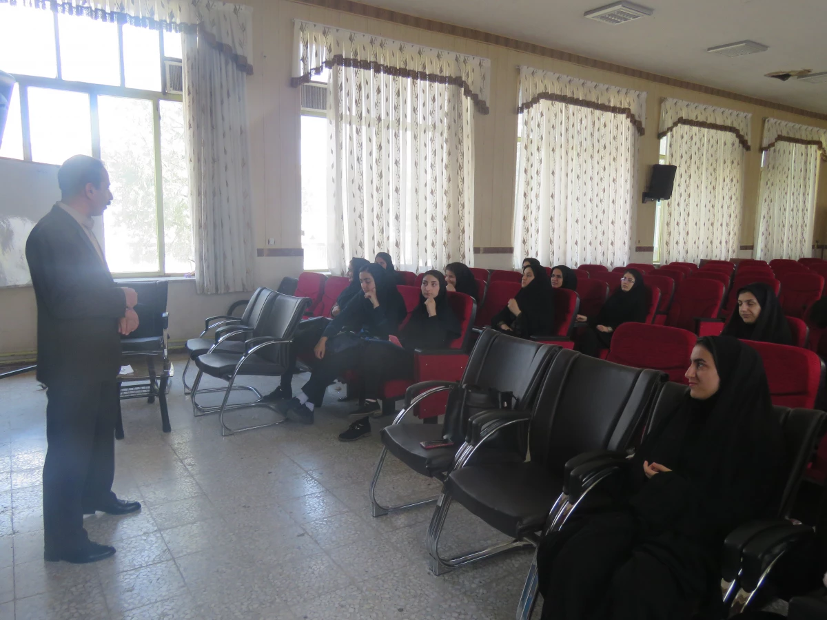 به مناسبت گرامی داشت دهه سرآمدی آموزشی برگزار شد:

کارگاه  بررسی سنجش عملکرد ریاضی و علوم دانش آموزان پایه چهارم ابتدایی ایران درمطالعات بین المللی تیمز(TIMSS) و تاملاتی برای دانشجو-معلمان دانشگاه فرهنگیان" 4